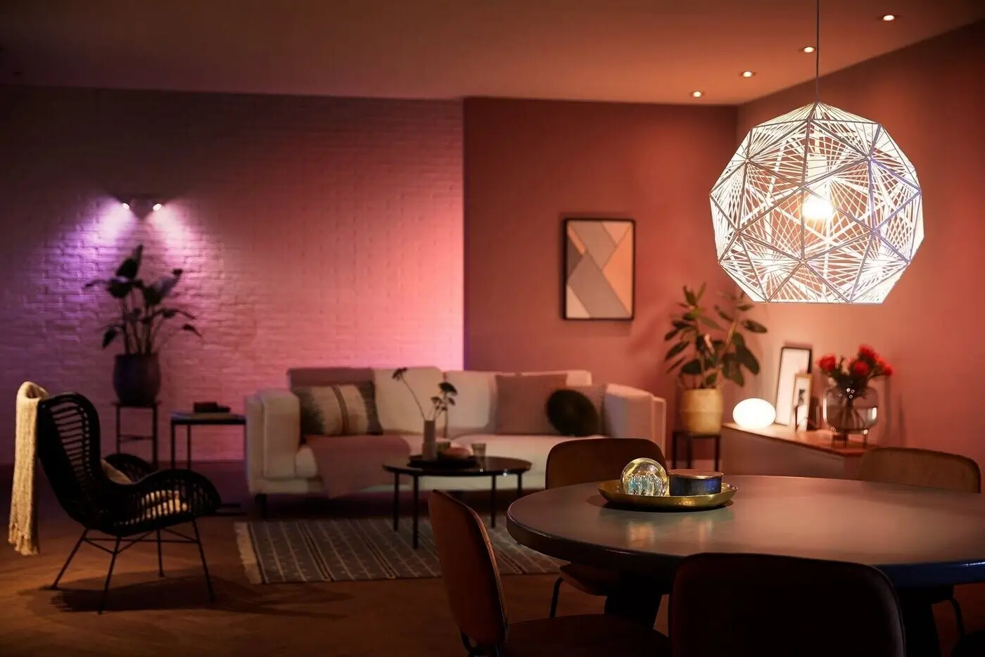 Starlink and Home Automation: Elevating Home Lighting with Philips Hue White and Color Ambiance Starter Kit