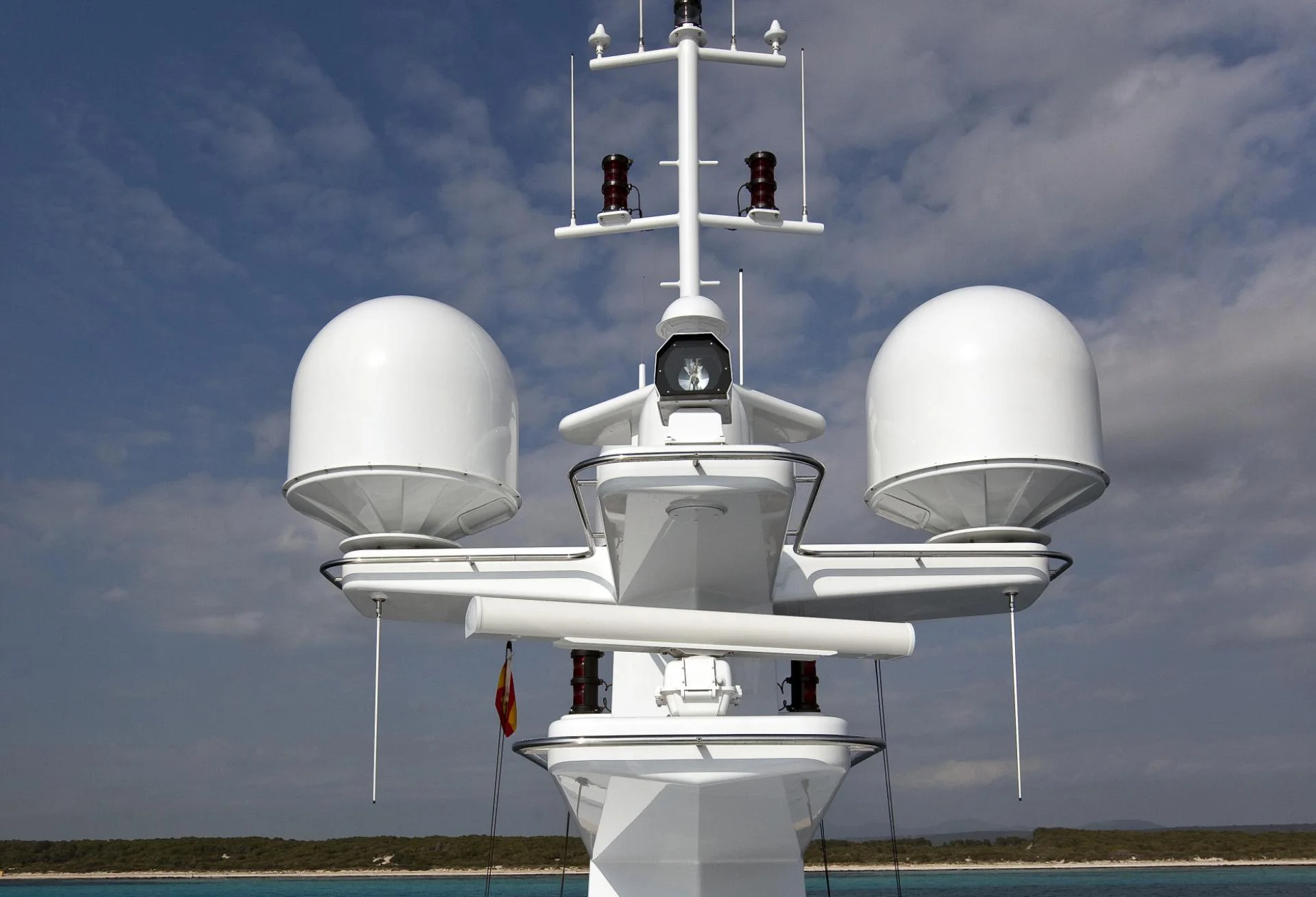Starlink Maritime VSAT Plus: Revolutionizing Connectivity at Sea
